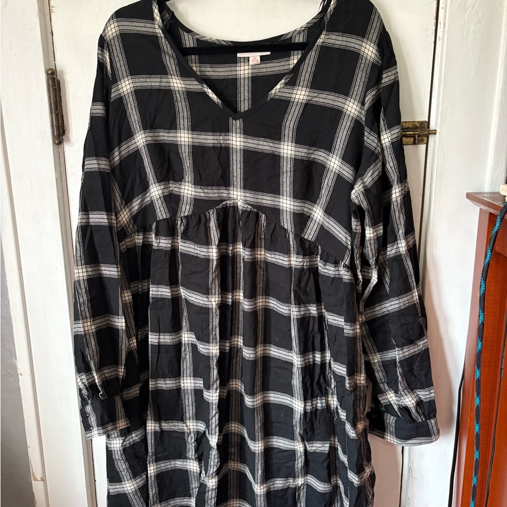 NWOT Knox Rose Black and White Plaid Dress